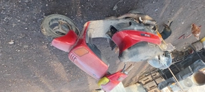 Vind scuter pe benzina 