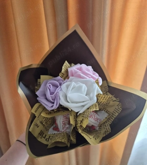 Buchet trandafiri+bomboane