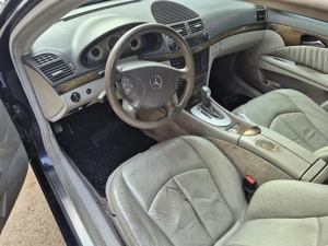 Mercedes e class 270 CDI unic propietar de nou taxe la zi -POSIBIL VARIANTE - imagine 7