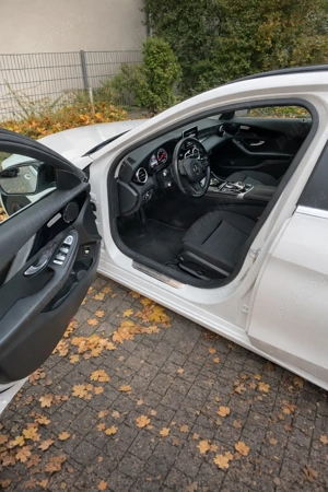 Mercedes Benz C220 Night Edition  - imagine 5