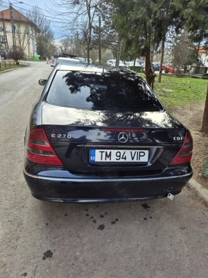 Mercedes e class 270 CDI unic propietar de nou taxe la zi -POSIBIL VARIANTE - imagine 2