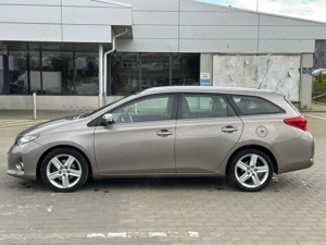 Toyota Auris Touring Sports 2.0 D-4D 2014 - imagine 10