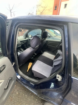 Mă vinde!!! - imagine 3