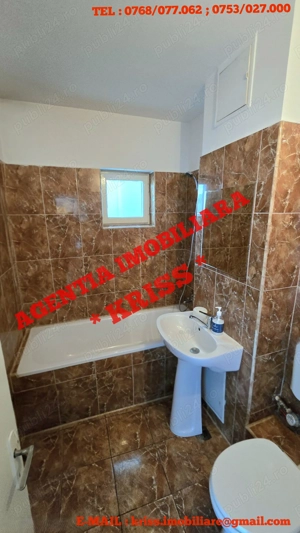 Apartament 2 Camere CALEA BUCUREȘTI Confort 1 Etaj 2 Stradal La Bulevard 2 Balcoane Liber 55 Mp.  - imagine 8