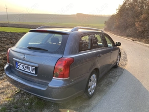 Vând Toyota Avensis - imagine 4