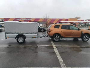 Vind Dacia duster cu remorca