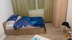 caut colega de apartament