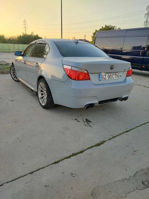 BMW Seria 5 520i (2.2 benzină) - imagine 3