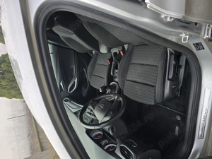 Opel Astra 2019 1.6 Diesel   de vânzare Se oferă spre vânzare Opel Astra, anul fabricației 2019 - imagine 9