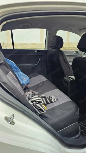 Volkswagen Golf 5 Plus   2006   2.0 TDI - imagine 8