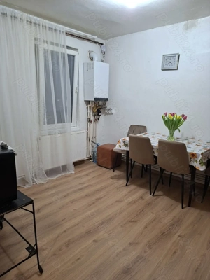 Vand apartament 4 camere Feldioara jud Brasov - imagine 4