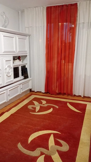 Închiriez apartament ultracentral cu 2 camere