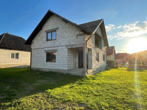 casa si teren de vanzare - imagine 3