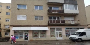 Vanzare spatiu comercial 79mp in zona Confectii – Arad - imagine 2