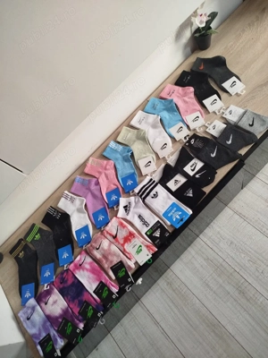 Sosete dama barbat marimi universale pret pe pereche