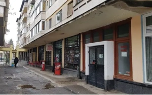 Vanzare spatiu comercial in Arad - 37mp zona Boul Rosu - imagine 2