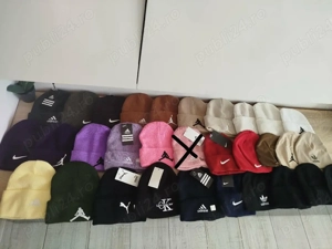 Caciuli dama bărbat noi pret pe bucata 