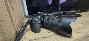 Vand kit foto profesional Nikon 300s plus obiectiv de top + blitz .