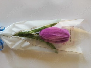 Martisor lalea din sarma plusata.