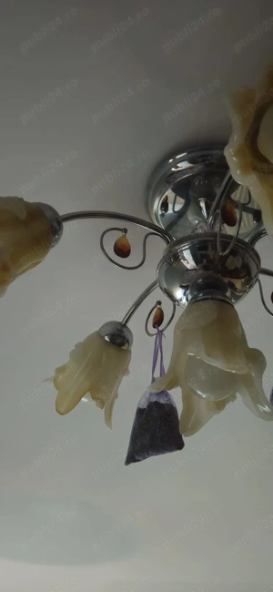 Candelabru bej cromat 