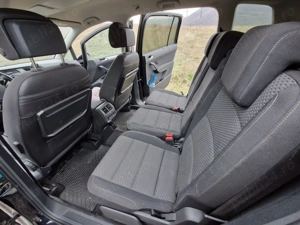 Volkswagen Touran 2.0 TDI SCR DSG Comfortline 12 2019 - imagine 8