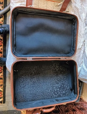 Geamntan din piele - imagine 5