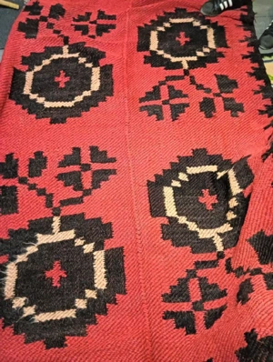 Covor vechi tradițional din lână  - imagine 2