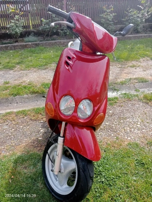 scuter Yamaha  - imagine 4