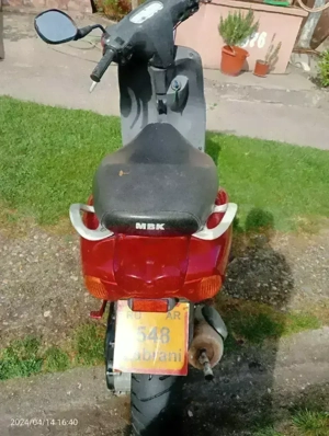 scuter Yamaha  - imagine 2