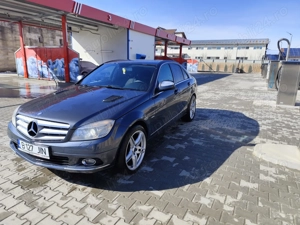 Vand Mercedes Benz 2.2 diesel  - imagine 5