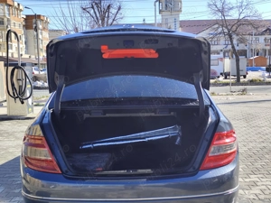 Vand Mercedes Benz 2.2 diesel  - imagine 8