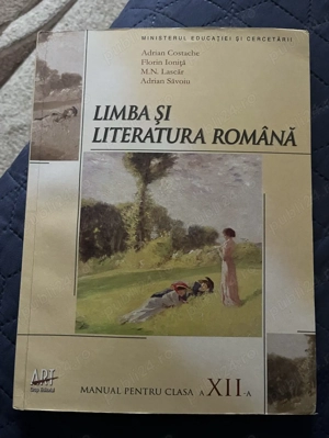 Manual pentru clasa 12-a de Limba Și Literatura Română 