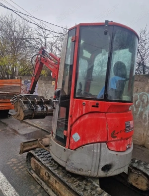 miniexcavator yanmar Vio  de 2,4 tone - imagine 2