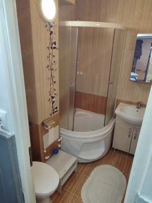 Închiriez apartament 2 cam micro 3, 150 m de Mall