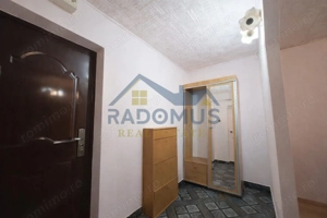Garsonieră compartimentată în 2 camere - Blv. Republicii - Mobilată - imagine 2