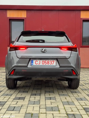 Lexus UX 250h Business Edition- Fcatura-Garantie-Revizie-Test baterie - imagine 3