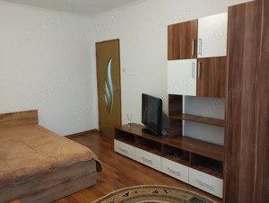 Garsonieră modernă de închiriat   Mioveni, zona M-uri, etaj 2