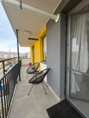 Apartament 3 camere, 99 mp construiti, parcare inclusa, zona Hotvon - imagine 7