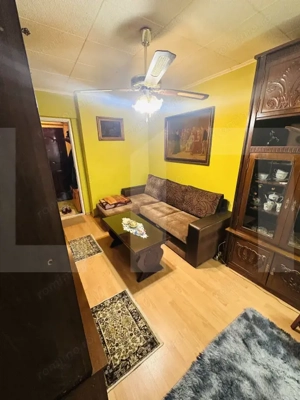 Apartament 3 camere, 50 mp, zona Vlaicu