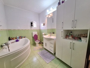 Vând vilă in sat Rosu - imagine 8