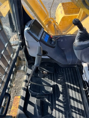 Excavator Komatsu PC240LC - imagine 5