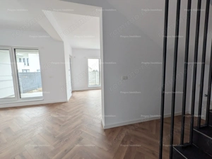 Casa - 100 mp - 3 dormitoare+ living+ birou - 155.000 euro