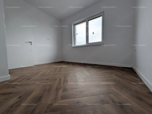 Casa - 100 mp - 3 dormitoare+ living+ birou - 155.000 euro - imagine 12