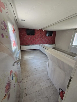 Vand apartament cu 2 camere amenajat ca spatiu comercial Complexul Studentesc
