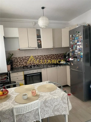 Eleganta si confort: 3 camere cu parcare, in zona Grand Arena, bloc cu lift.STB la doar 2min - imagine 8