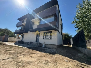Vila de vanzare || 4 camere || curte mare || aproape Grand Arena - imagine 2