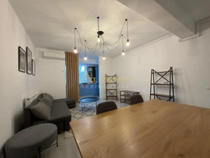 Ap 3 cam gata de mutare metrou 5 min