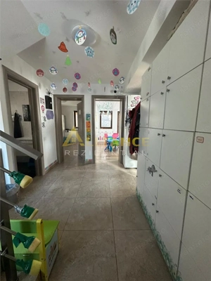 #De Inchiriat, Vila 8 camere - 3 bai | Teren 300 mp - - imagine 18