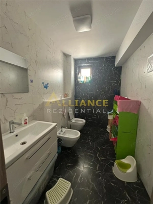 Casa individuala-213 mp util-300 mp teren P+2 Strada Amurgului - imagine 17