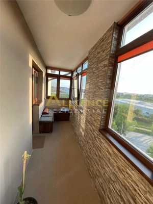 Apartament 3 camere , 2 bai ~ Brown Residence - imagine 13
